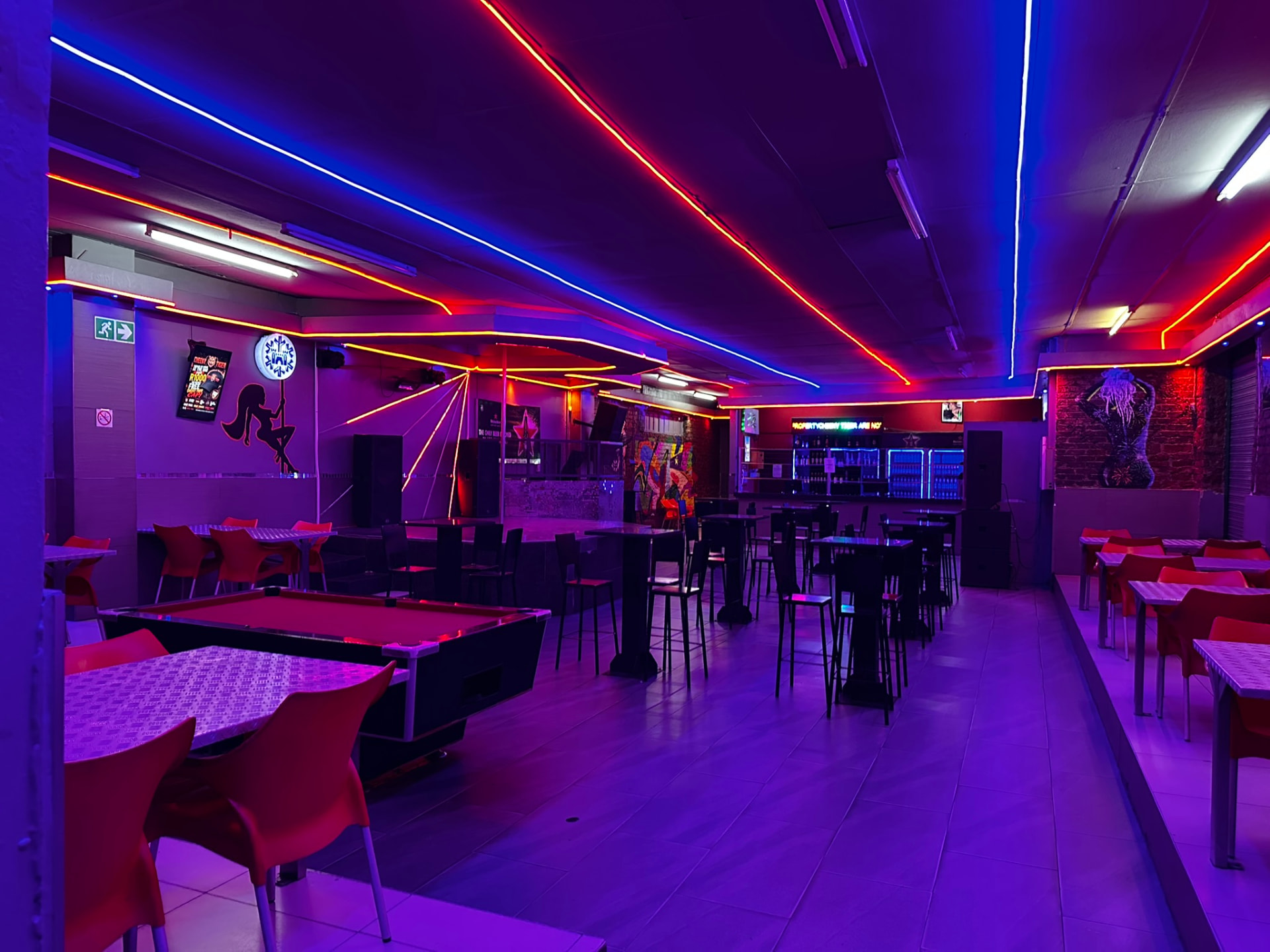 Full-length hall with pool table and bar at Cheeky Tiger Germiston